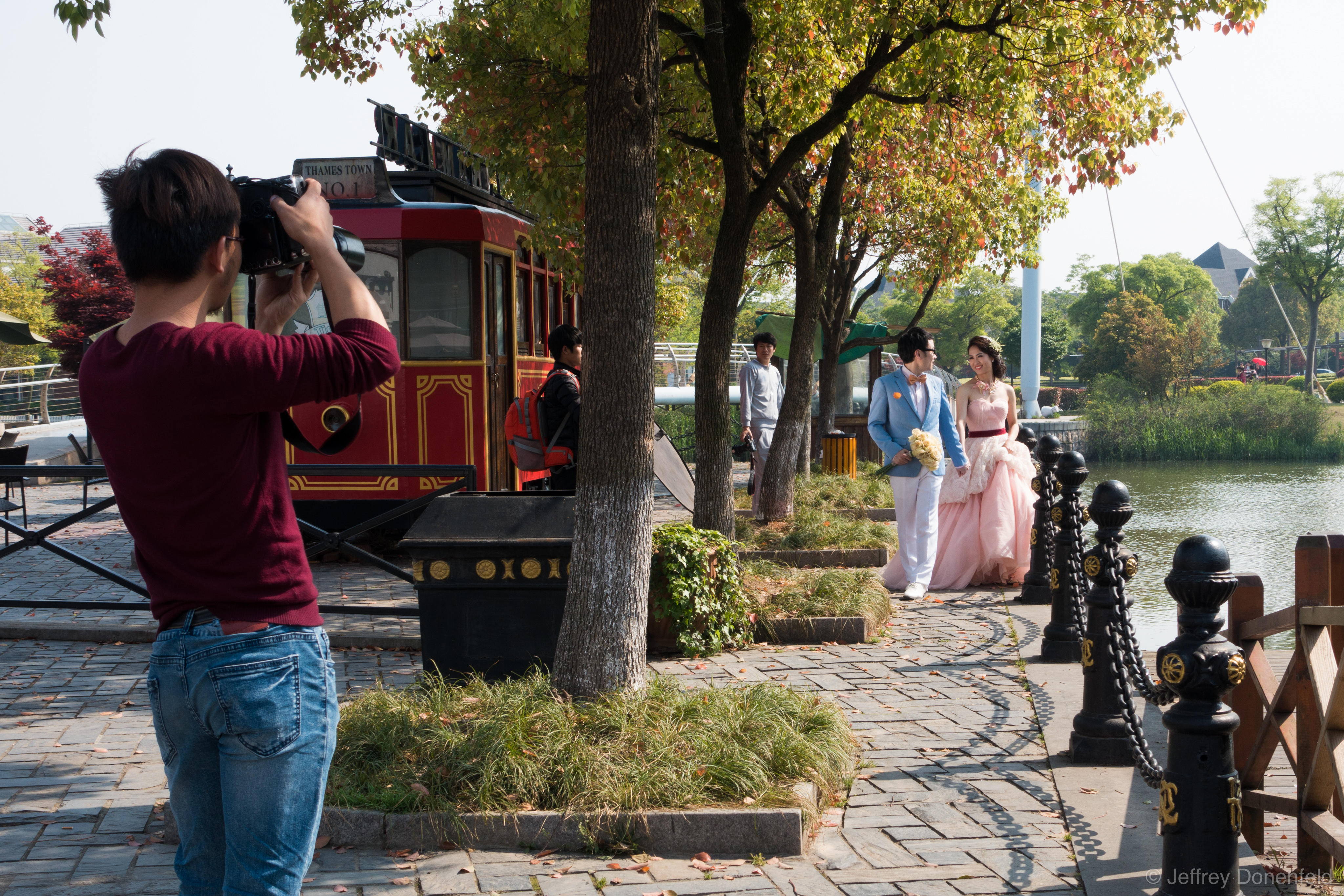 Thames town is a ghost town now - the town was built, and there are a few inhabitants, but it's largely empty. The main use of Thames Town is as a backdrop for engagement and wedding photos.